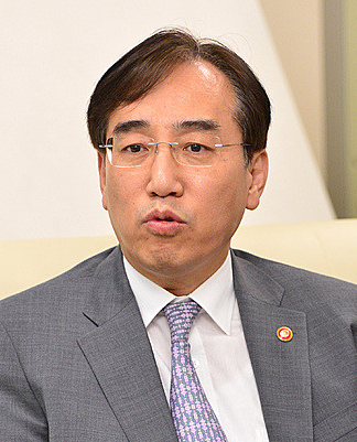 이석준.png