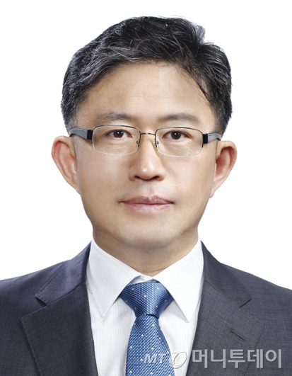 윤동진.jpg