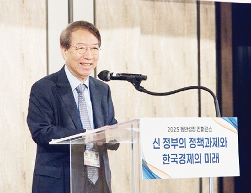 정운찬 이사장.jpg