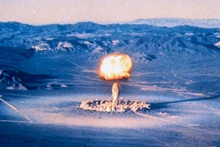 July-16-1945-First-Atomic-Blast-new-mexico-manhattan-project.jpg